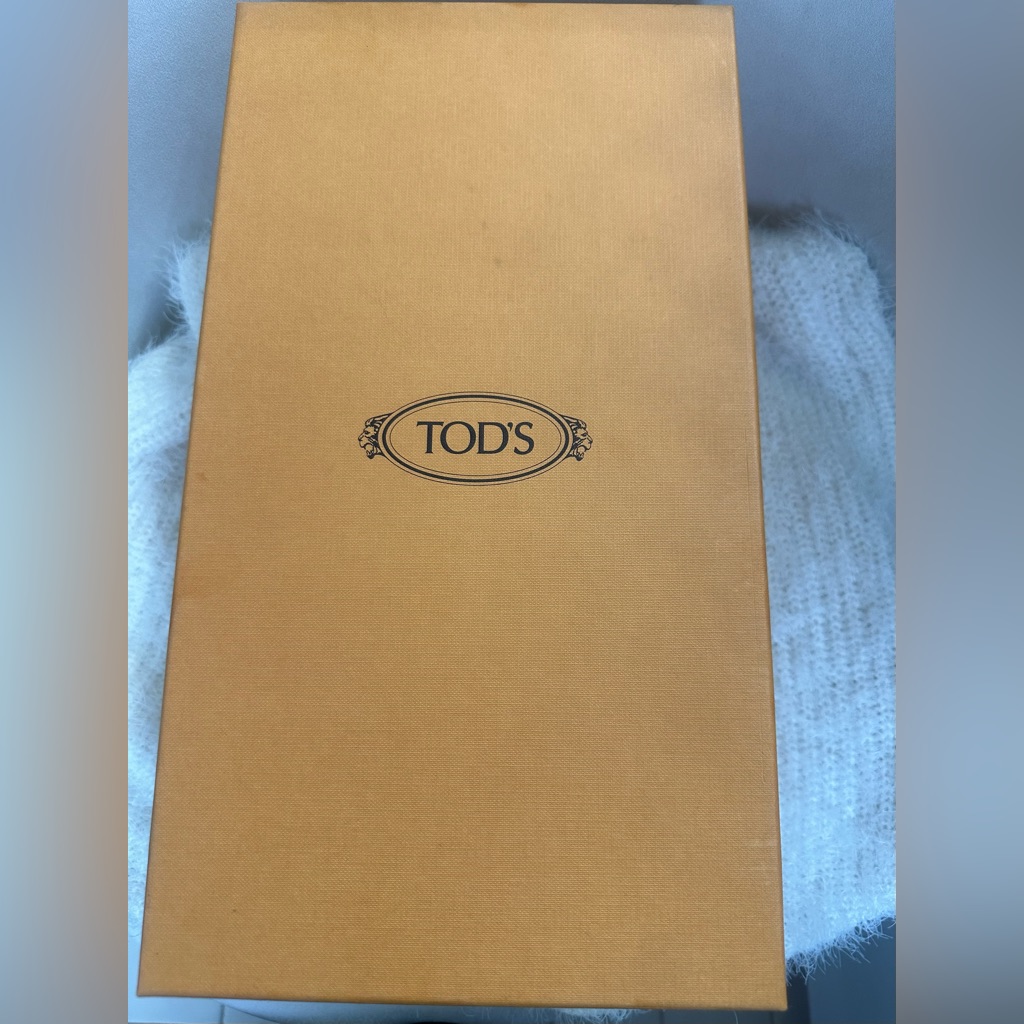 Authentic Tods Empty Shoe Box